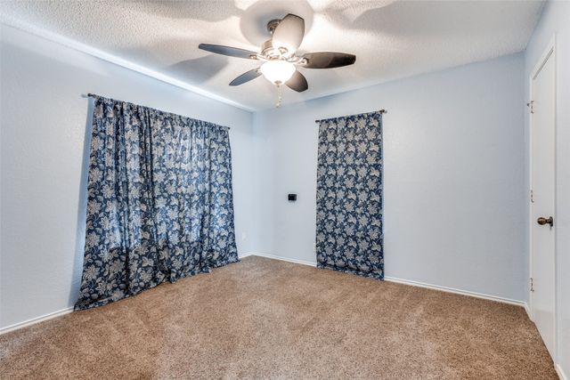 708 Vickie Drive, Azle, TX 76020