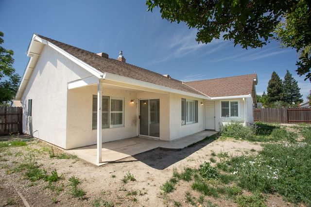 1751 Corsica Dr, Yuba City, CA 95993