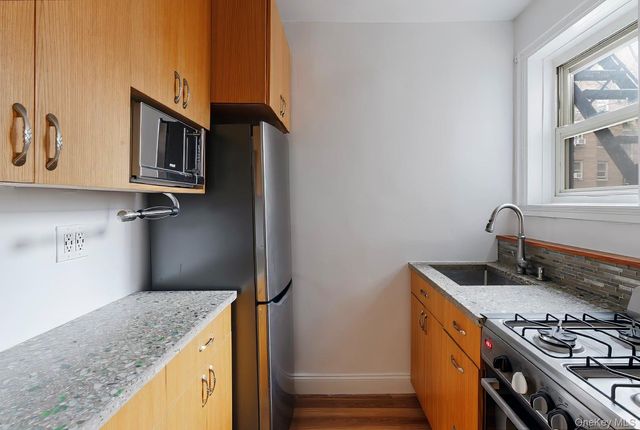 48-50 44th Street 3E, Woodside, NY 11377
