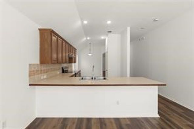 2030 Natchez Drive, Forney, TX 75126