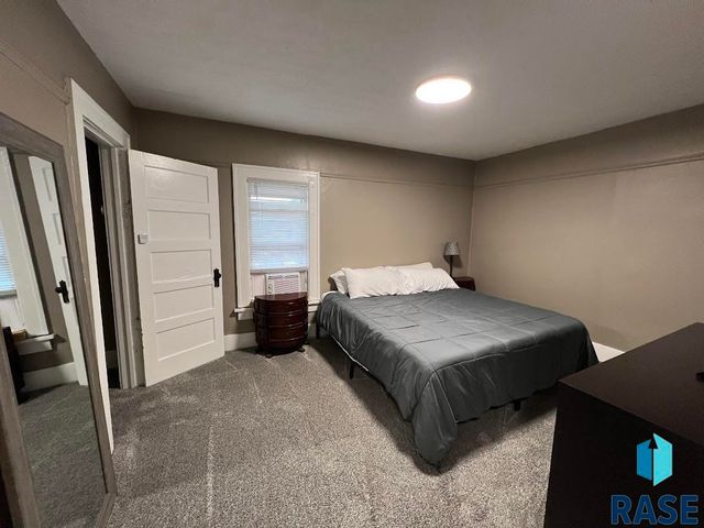 202 N French Ave Avenue, Sioux Falls, SD 57103