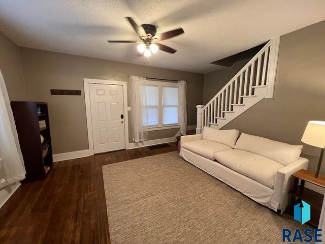 202 N French Ave Avenue, Sioux Falls, SD 57103