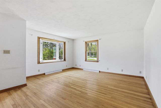 3288 OAKRIDGE ROAD, Neenah, WI 54956