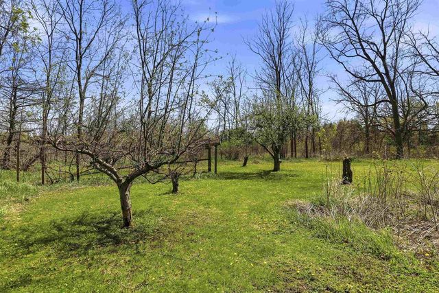3288 OAKRIDGE ROAD, Neenah, WI 54956