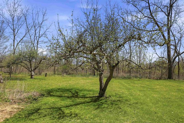 3288 OAKRIDGE ROAD, Neenah, WI 54956
