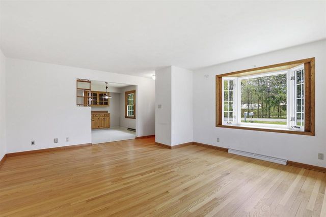 3288 OAKRIDGE ROAD, Neenah, WI 54956