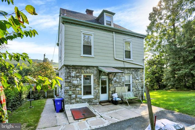 1535 HAAK ST, Reading, PA 19602