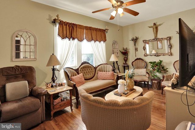 1535 HAAK ST, Reading, PA 19602