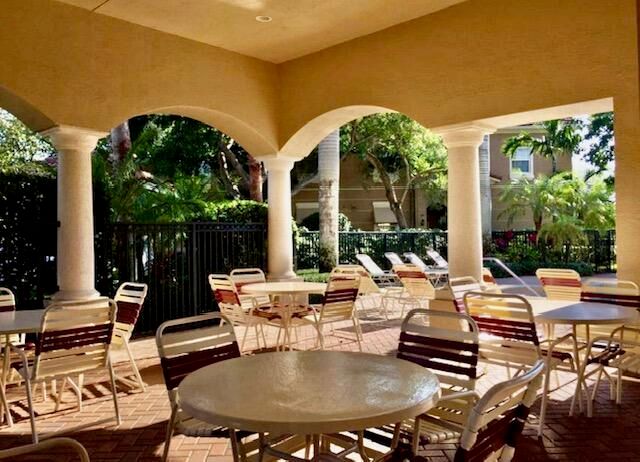 4930 Bonsai Circle 208, Palm Beach Gardens, FL 33418