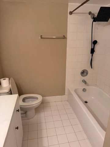 272 Village Boulevard Unit 7305, Tequesta, FL 33469