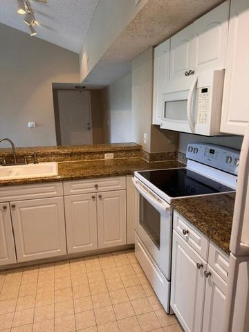 272 Village Boulevard Unit 7305, Tequesta, FL 33469