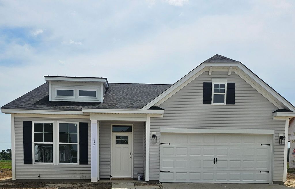 157 River Birch Dr., Loris, SC 29569