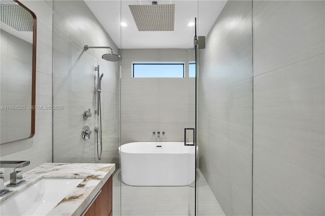 229 NW 42nd St, Miami, FL 33127