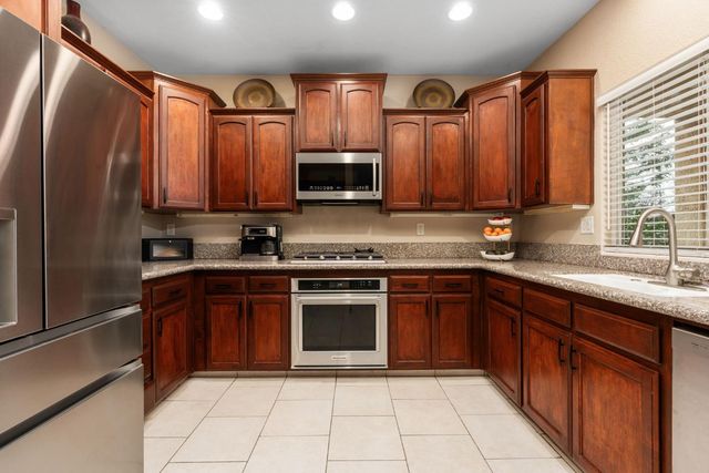 2868 Casty Ct., Sanger, CA 93657