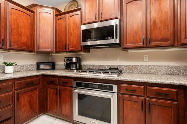 2868 Casty Ct., Sanger, CA 93657