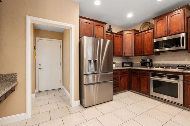 2868 Casty Ct., Sanger, CA 93657