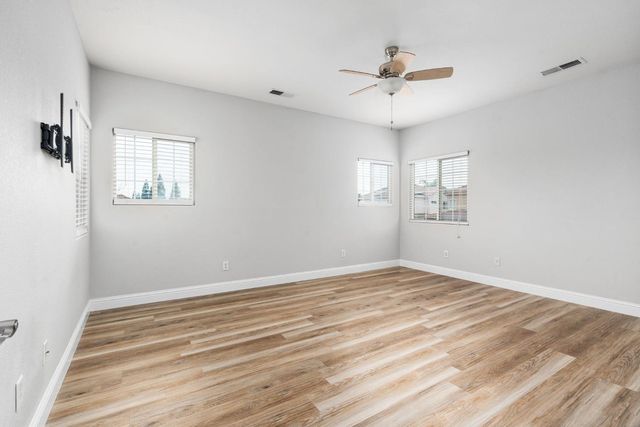 2868 Casty Ct., Sanger, CA 93657