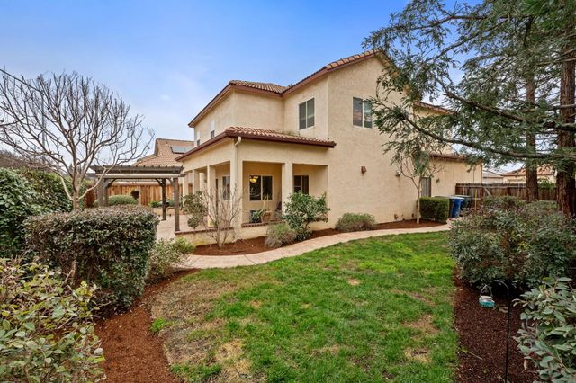 2868 Casty Ct., Sanger, CA 93657