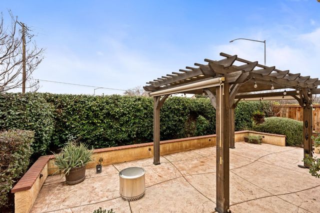 2868 Casty Ct., Sanger, CA 93657