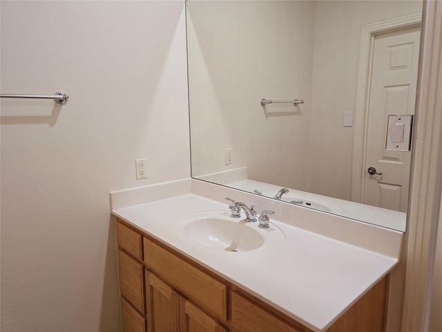 10703 Misting Falls TRL D, Austin, TX 78759