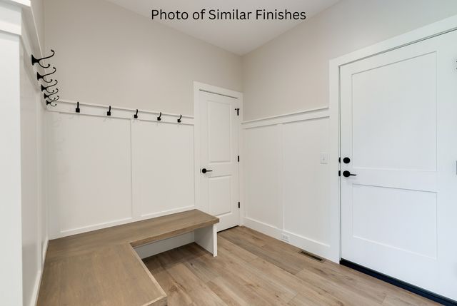 22 Viola Drive, Le Claire, IA 52753