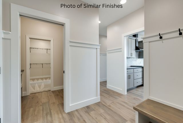 22 Viola Drive, Le Claire, IA 52753