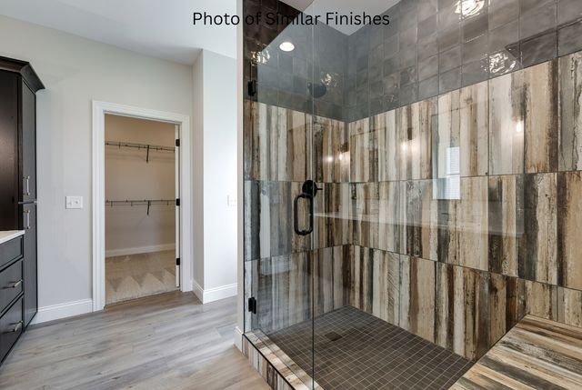 22 Viola Drive, Le Claire, IA 52753