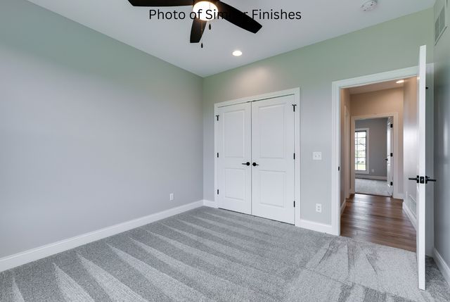 22 Viola Drive, Le Claire, IA 52753