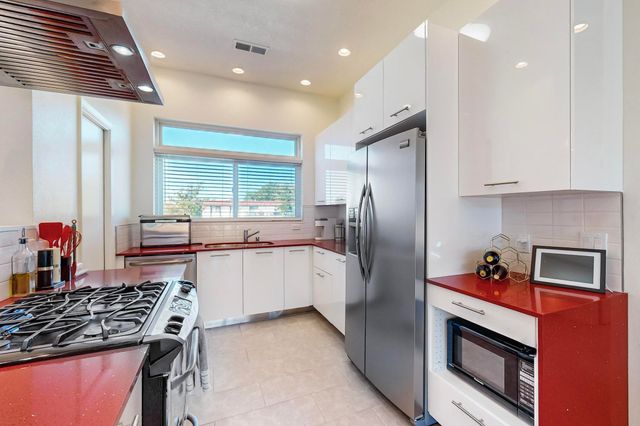 4204 Vida Verde Lane NE, Albuquerque, NM 87109