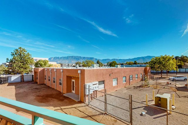4204 Vida Verde Lane NE, Albuquerque, NM 87109