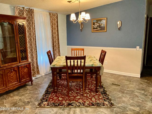 108 SAND LAKE Drive, Pomona Park, FL 32181