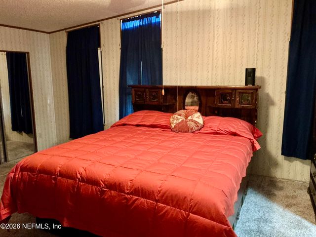 108 SAND LAKE Drive, Pomona Park, FL 32181