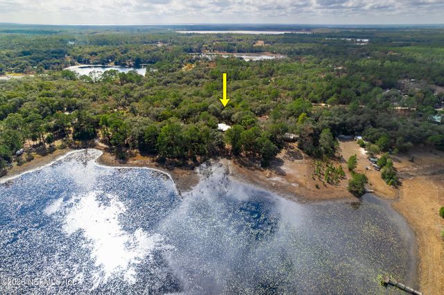 108 SAND LAKE Drive, Pomona Park, FL 32181