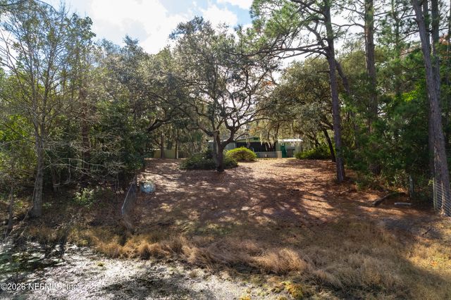 108 SAND LAKE Drive, Pomona Park, FL 32181