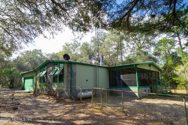 108 SAND LAKE Drive, Pomona Park, FL 32181