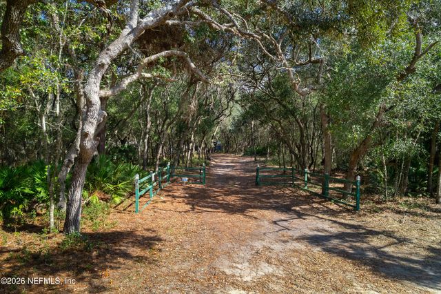 108 SAND LAKE Drive, Pomona Park, FL 32181