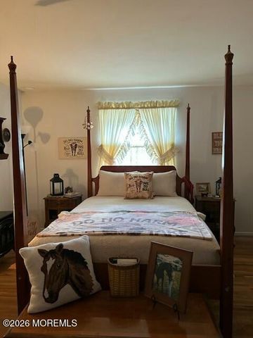 236 B Columbine Avenue, Whiting, NJ 08759