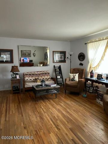 236 B Columbine Avenue, Whiting, NJ 08759