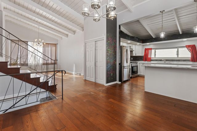 7030 E 1st Avenue, Gary, IN 46403