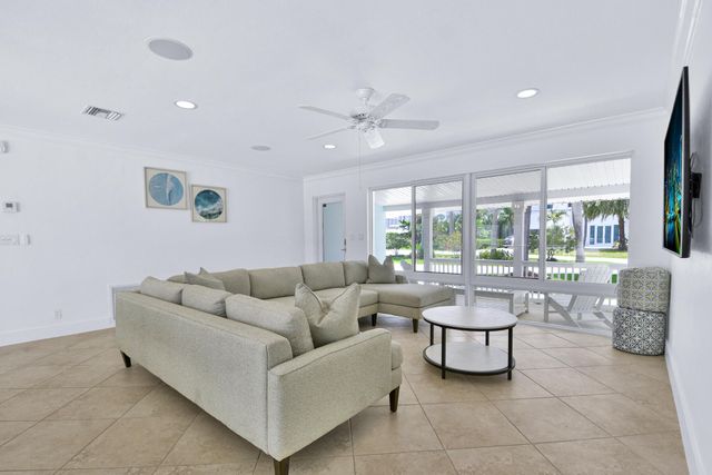 2780 NE 5th Street, Pompano Beach, FL 33062
