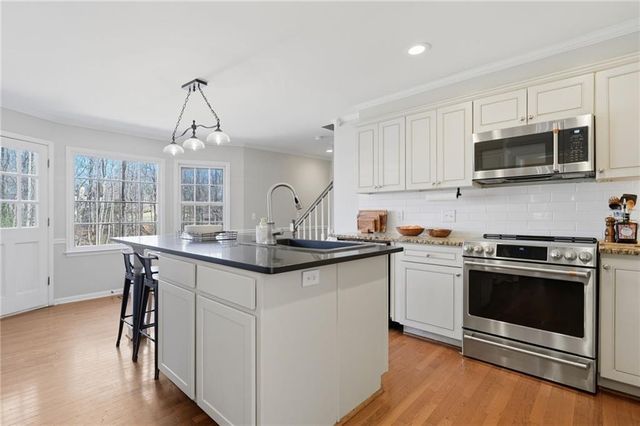 11805 Highland Colony Drive, Roswell, GA 30075