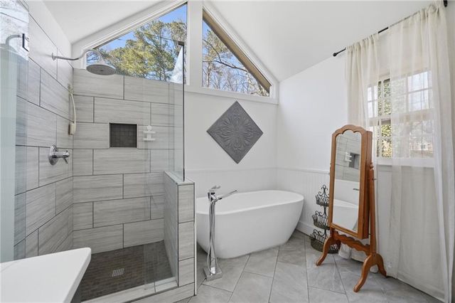 11805 Highland Colony Drive, Roswell, GA 30075