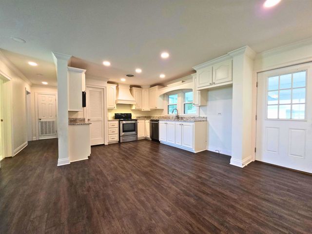 237 Virginia St, Larose, LA 70373