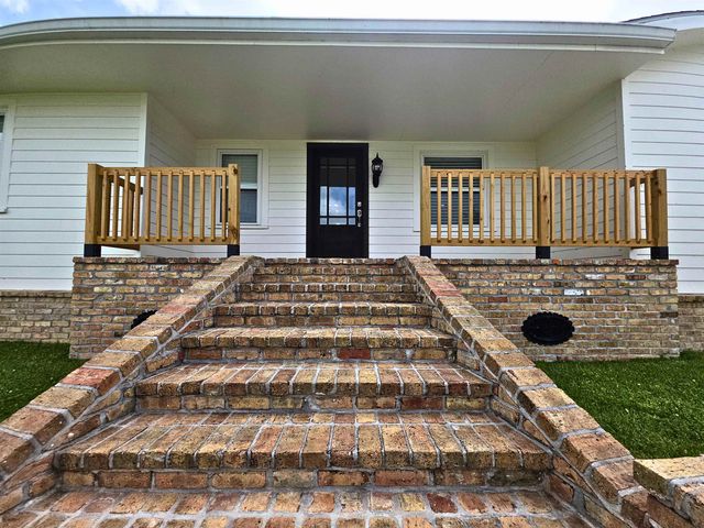 237 Virginia St, Larose, LA 70373