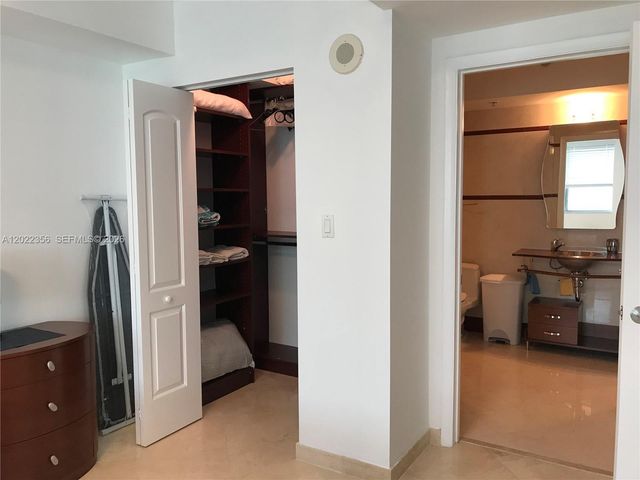 110 Washington Ave 1614, Miami Beach, FL 33139