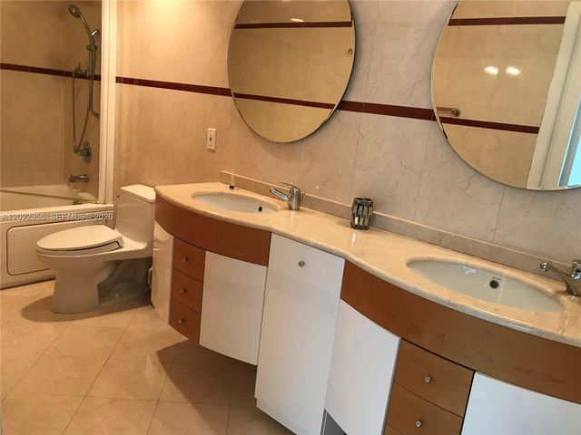 110 Washington Ave 1614, Miami Beach, FL 33139