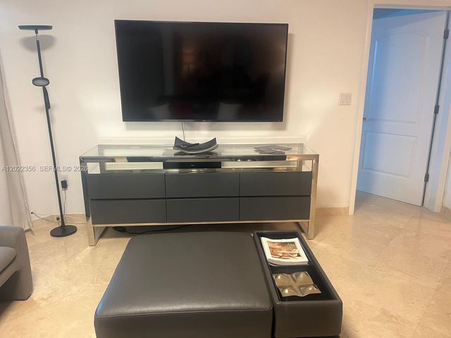 110 Washington Ave 1614, Miami Beach, FL 33139