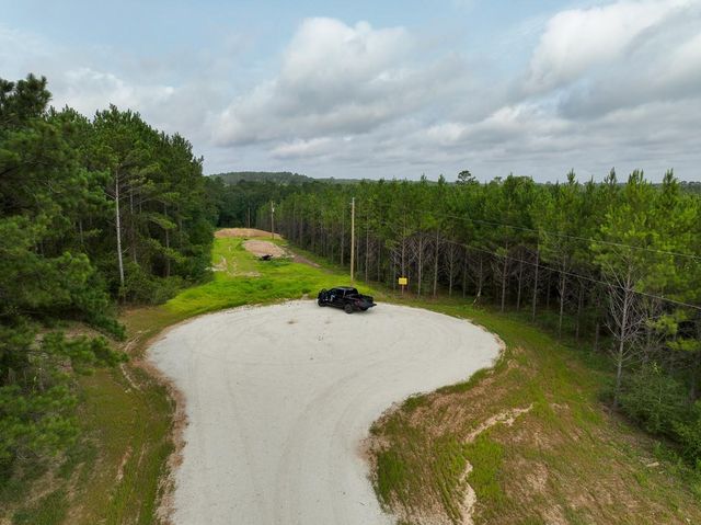 1 Cody Road, Livingston, TX 77351