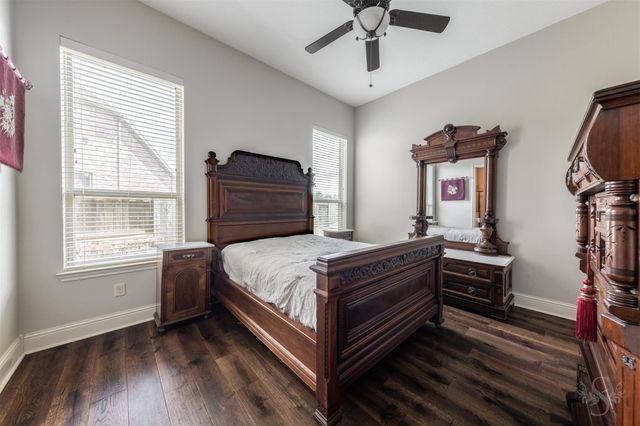 5835 Caspian Falls Lane, Fulshear, TX 77441