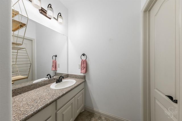 5835 Caspian Falls Lane, Fulshear, TX 77441